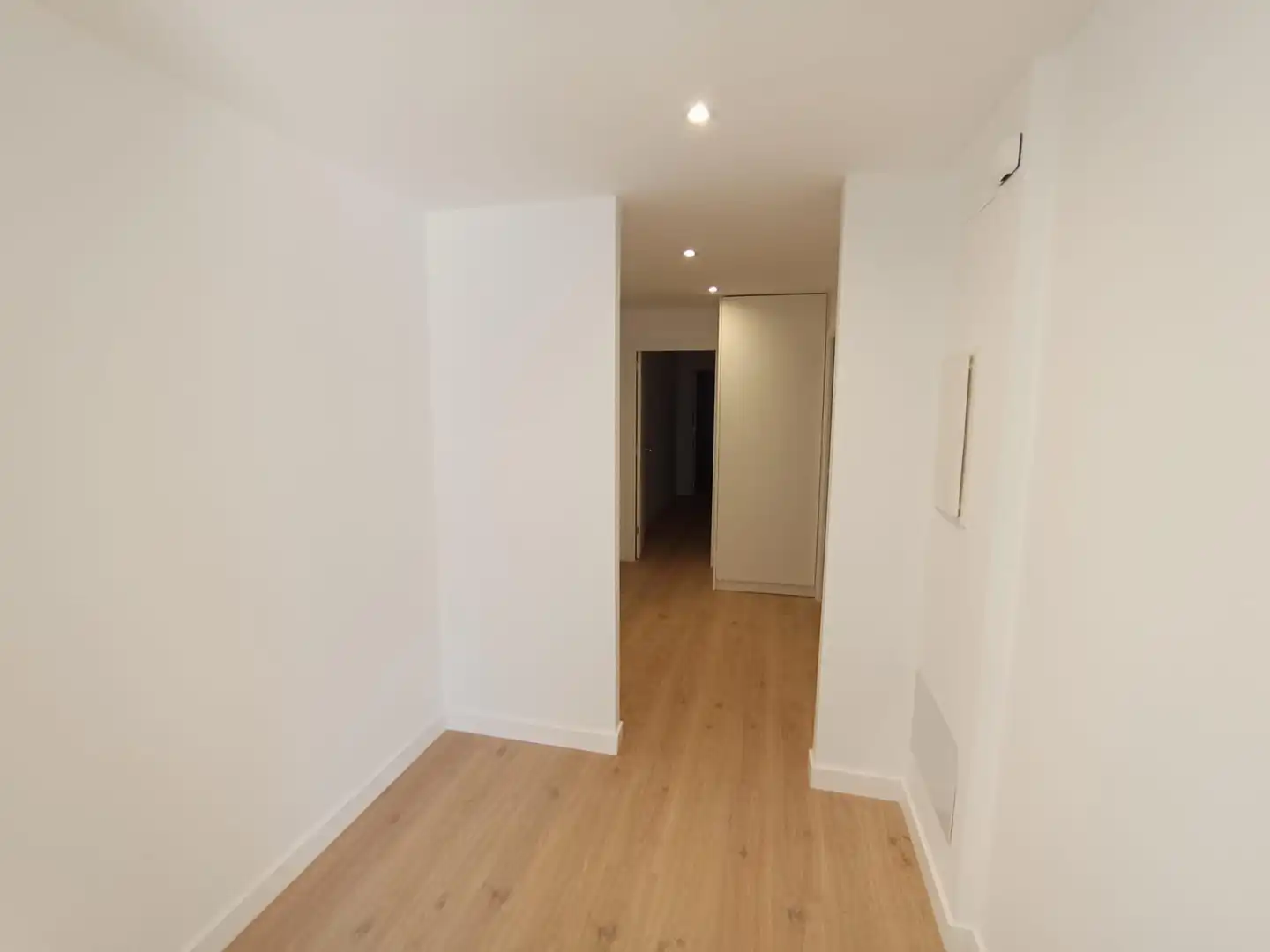 Flat for rent in Mataró  with Air Conditioner and Balcony