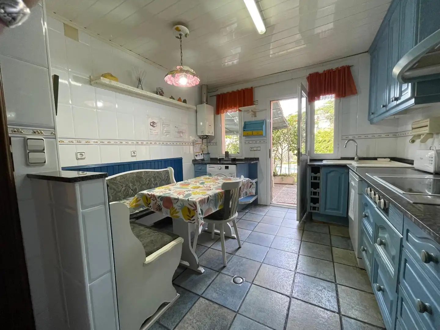 Cocina de Casa o chalet en venta en Lloret de Mar con Calefacción, Jardín privado y Terraza