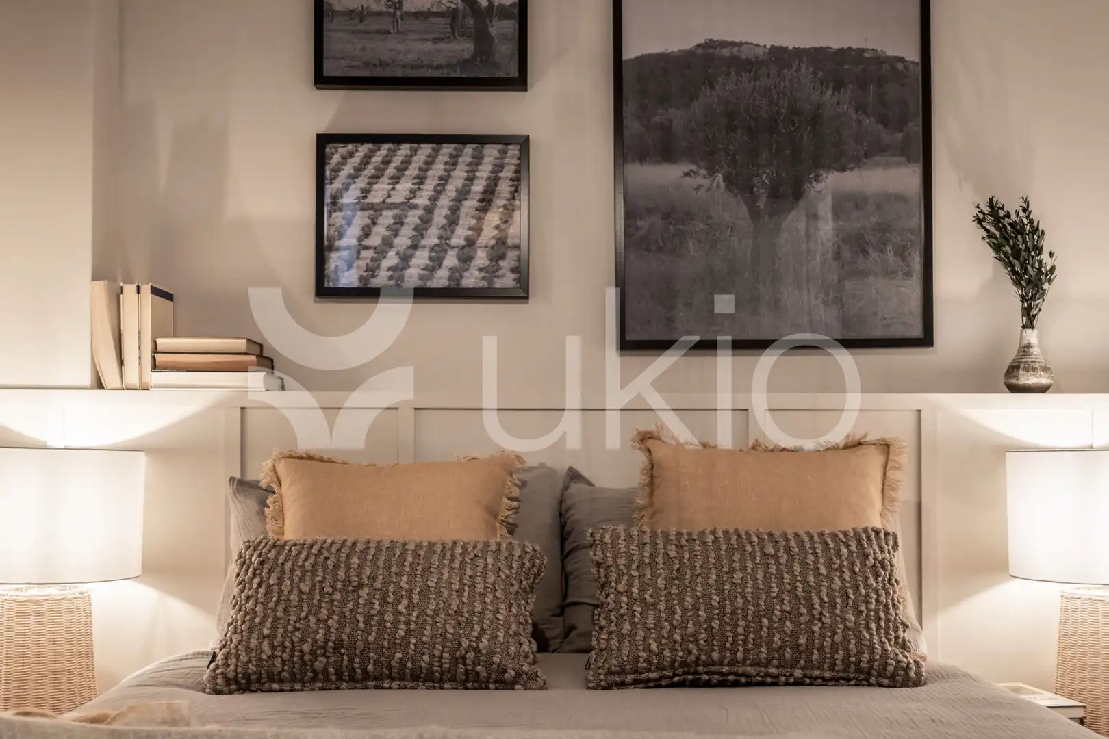 Bedroom of Apartments for rent in Madrid  with Air Conditioner, Furnished and Washing machine