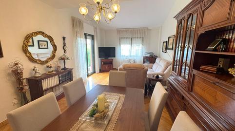 Foto 2 de Casa adosada en venda a Calle Berlin, Las Villas - Valparaiso - El Peral, Valladolid Capital