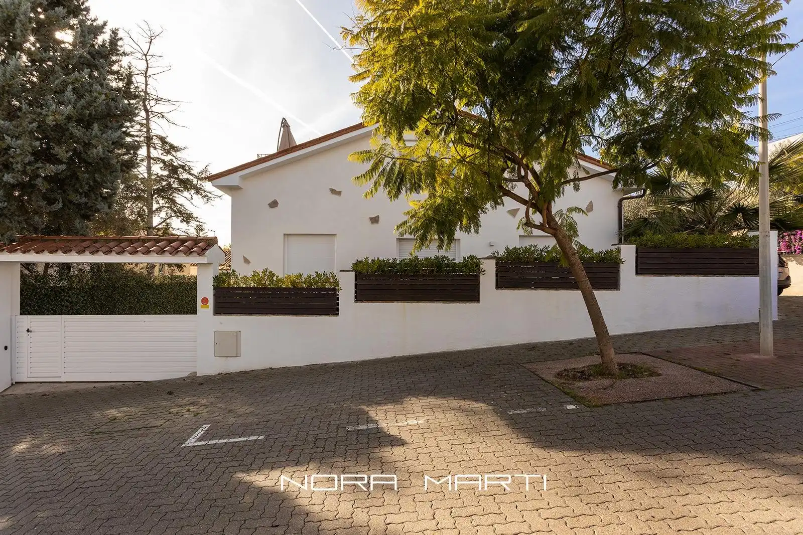Vista exterior de Casa o chalet en venta en Sant Just Desvern con Aire acondicionado, Calefacción y Jardín privado