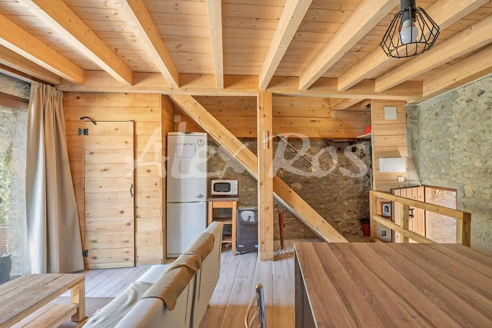 Sala de estar de Casa o chalet en venta en Llo con Terraza y Trastero
