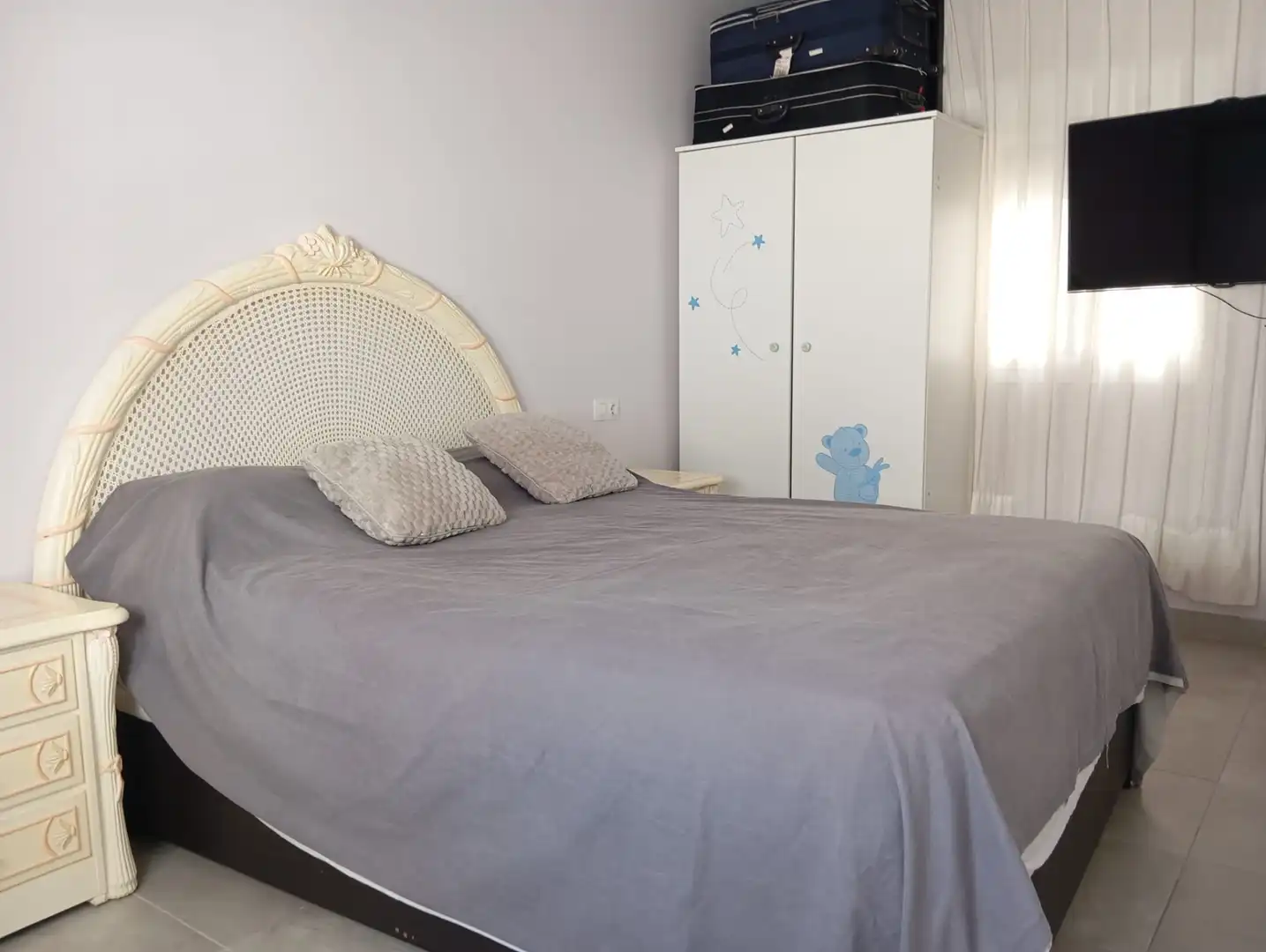 Dormitori de Pis en venda en Marbella amb Aire condicionat i Terrassa