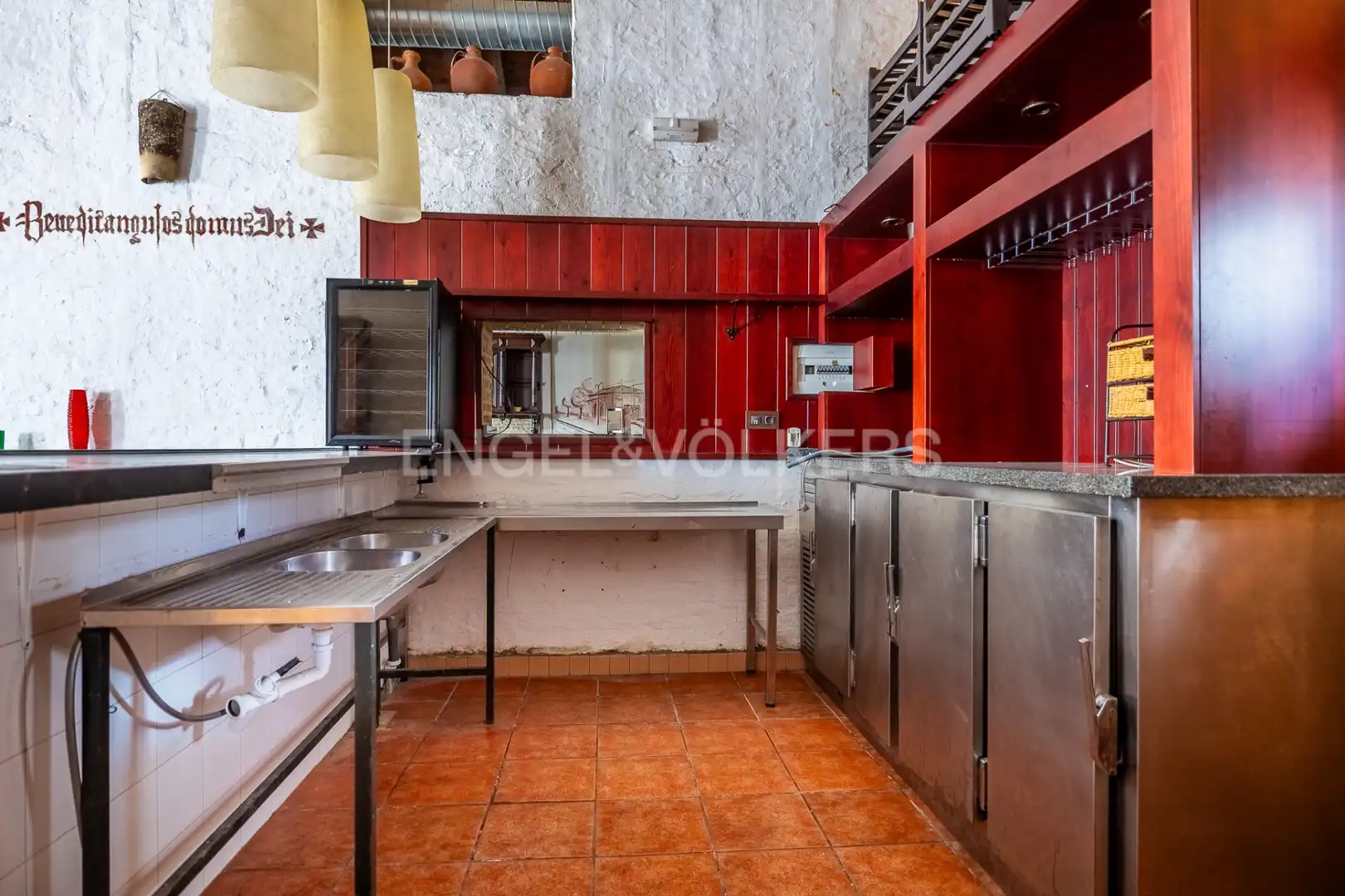 Kitchen of Commercial properties for sale in Villanueva del Ariscal  with Air Conditioner, Heating and Furnished
