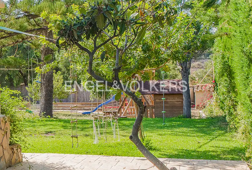 Casa o chalet en venta en El Campello con Aire acondicionado, Calefacción y Jardín privado