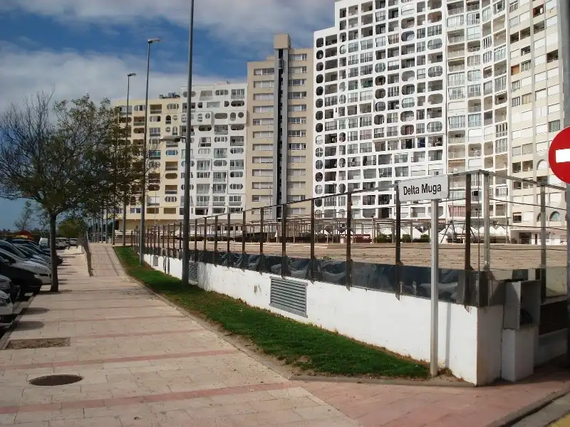 Vista exterior de Estudio de alquiler en Empuriabrava con Aire acondicionado, Amueblado y Lavadora