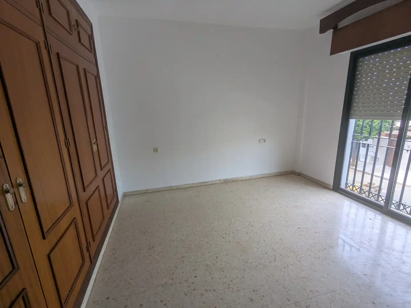 Casa adosada en venta en Sevilla con Balcón
