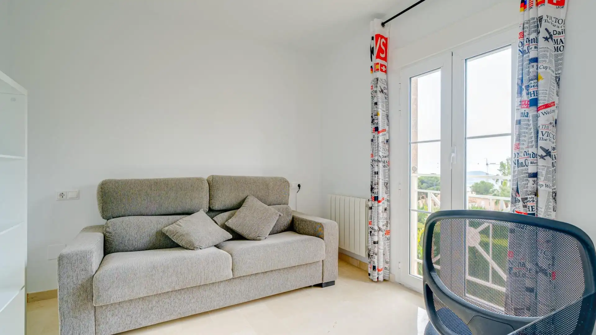 Schlafzimmer von Haus oder Chalet zum Verkauf in Finestrat mit Klimaanlage, Heizung und Privatgarten