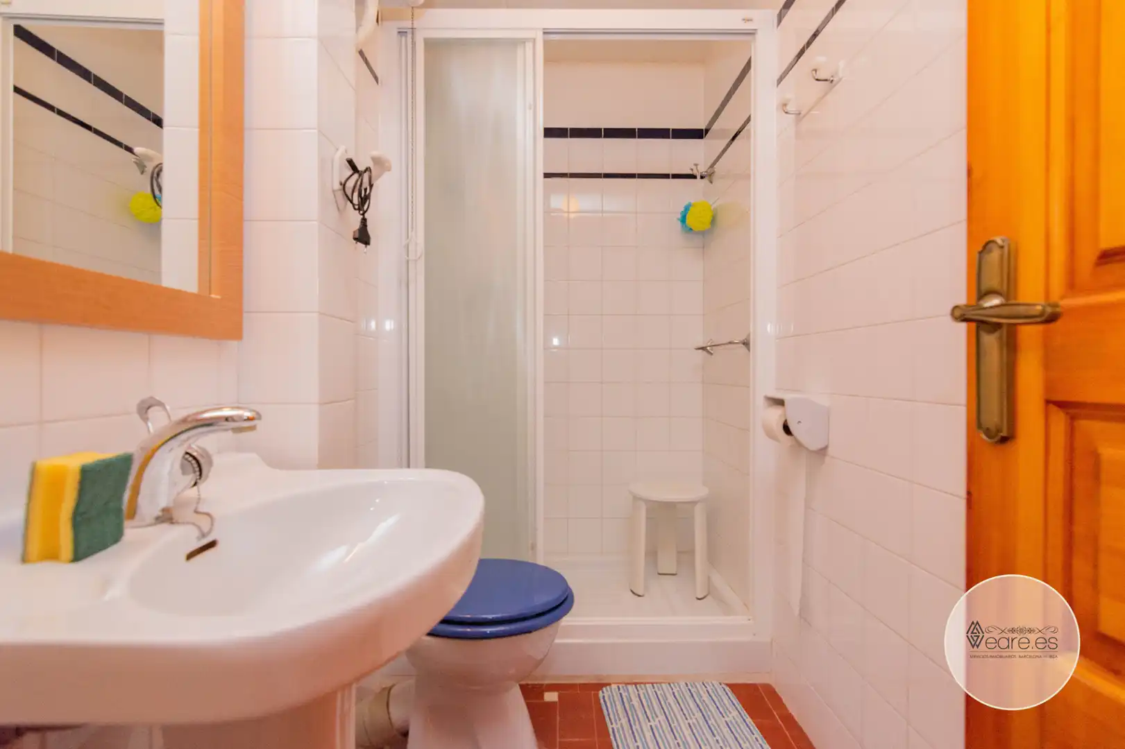 Bathroom of Houses for sale in Castelló de Farfanya  with Furnished and Oven