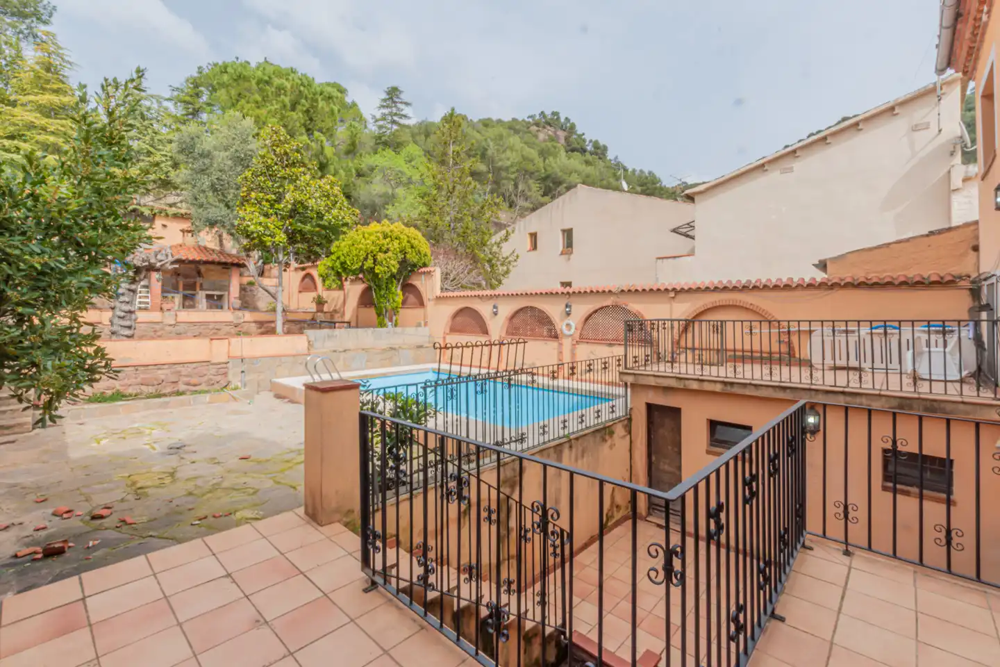 Piscina de Casa adosada en venda en Vacarisses amb Piscina, Balcó i Alarma