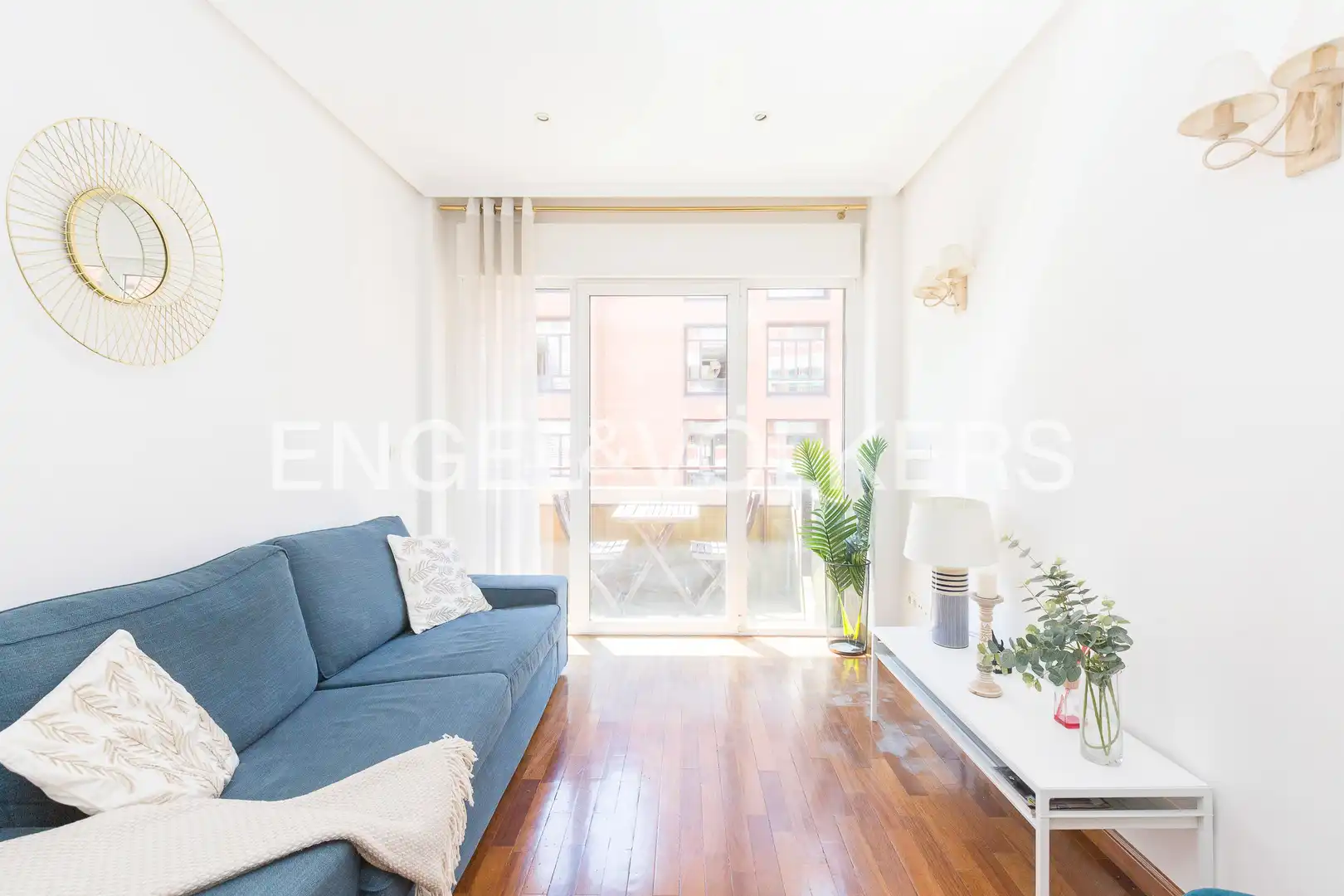 Balcony of Flat for rent in Madrid  with Air Conditioner, Heating and Parquet flooring