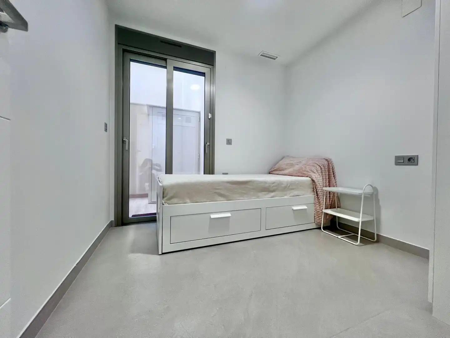 Apartamento con terraza en venta en Calle Calle Hermanos Bazán, imagen 9