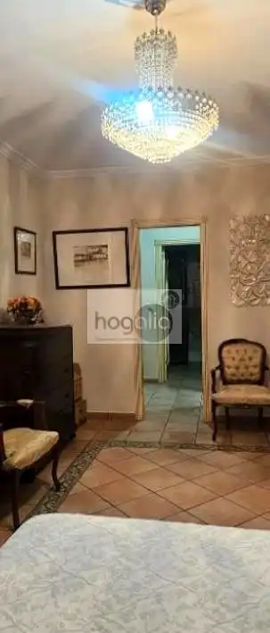 Ground floor for rent in Sevilla  with Air Conditioner and Furnished