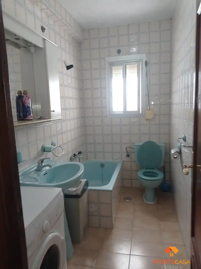 Bathroom of Flat for sale in Cáceres  with Air Conditioner