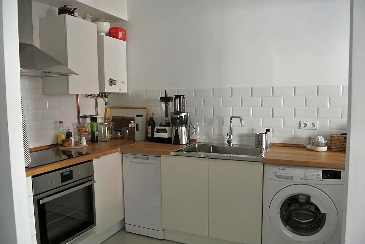 Cocina de Piso de alquiler en Madrid con Aire acondicionado, Calefacción y Balcón