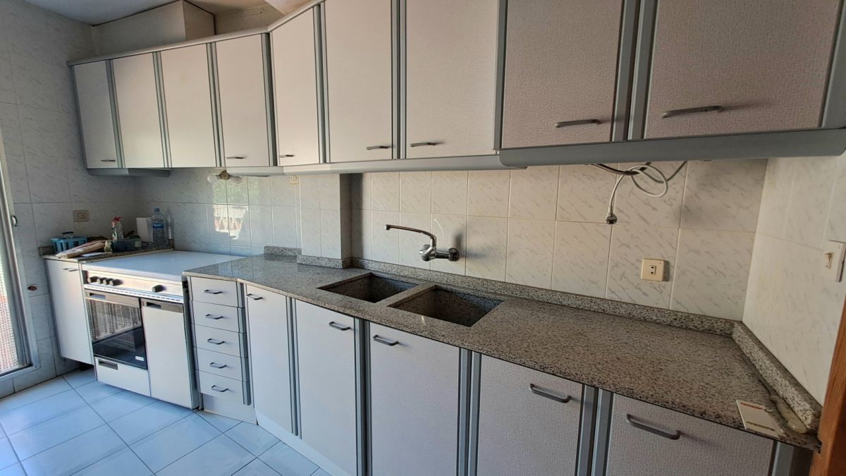 Kitchen of House or chalet to rent in Sueras / Suera