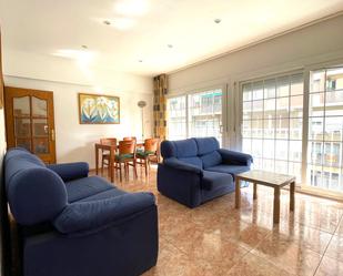 Living room of Flat for sale in L'Hospitalet de Llobregat  with Balcony