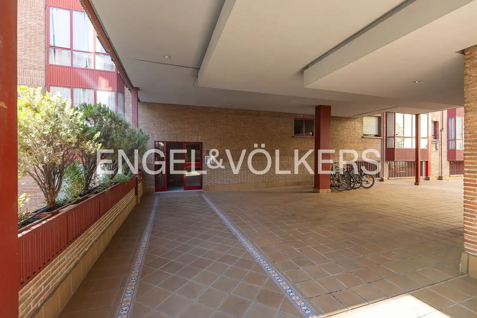 Wohnung zum Verkauf in Madrid mit Heizung und Parkett