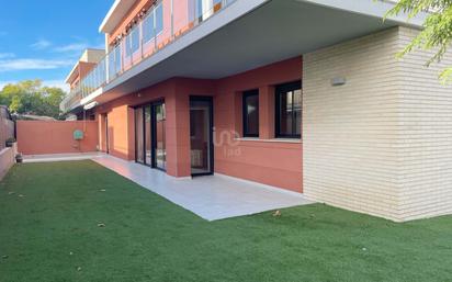 Vista exterior de Casa o xalet en venda en Cambrils amb Aire condicionat, Calefacció i Terrassa