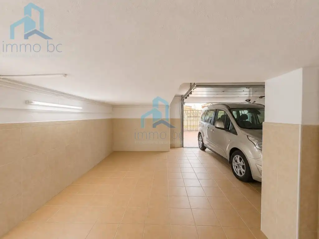 Aparcament de Casa o xalet en venda en Els Pallaresos