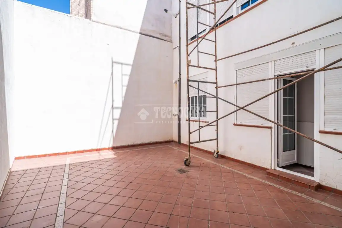 Terraza de Piso en venta en Linares con Calefacción