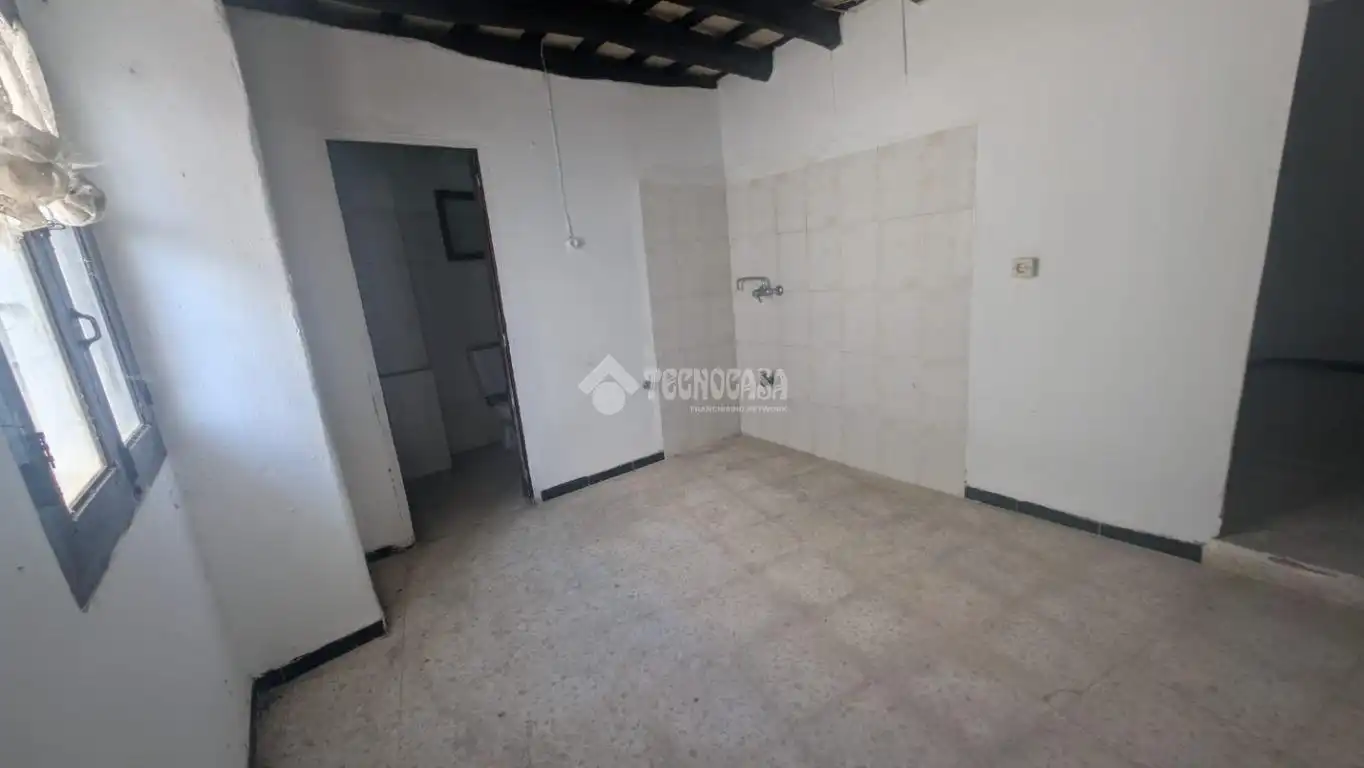 Einfamilien-Reihenhaus zum Verkauf in LA FUENTE, Vejer