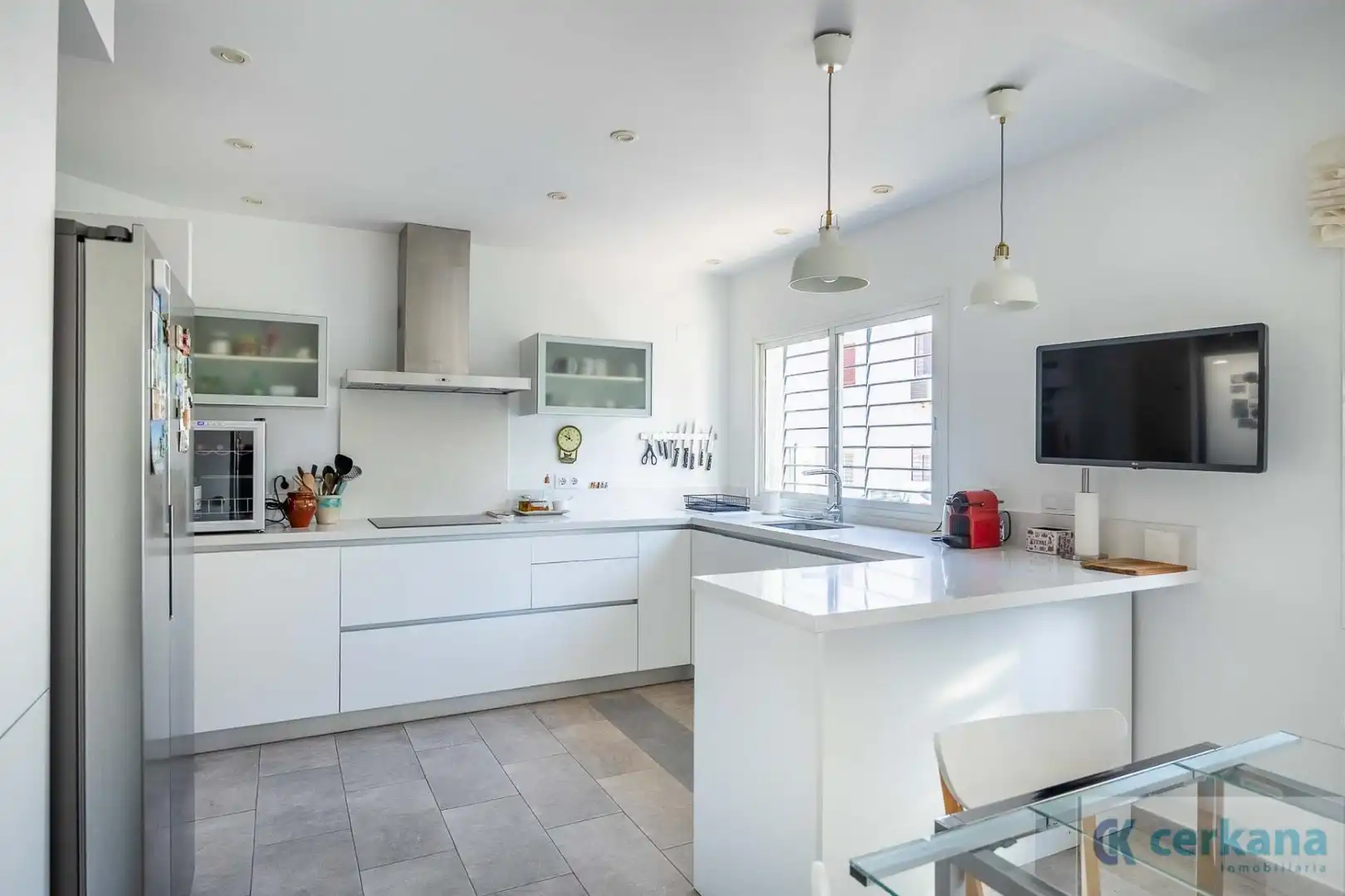 Kitchen of Houses for sale in Espartinas  with Air Conditioner and Storage room