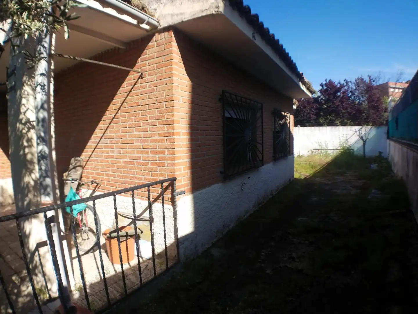 Vista exterior de Casa o chalet en venta en Humanes de Madrid con Calefacción, Jardín privado y Trastero