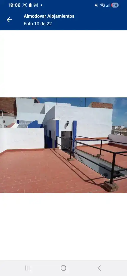 Vista exterior de Casa adosada en venda en Almodóvar del Río amb Aire condicionat