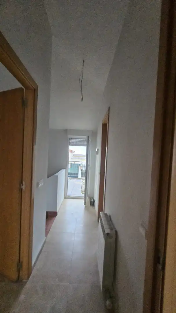Casa adosada en venda a Isabel La Catolica, 8, Villaverde de Medina