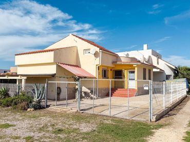 Casa con jardín en venta en Deltebre