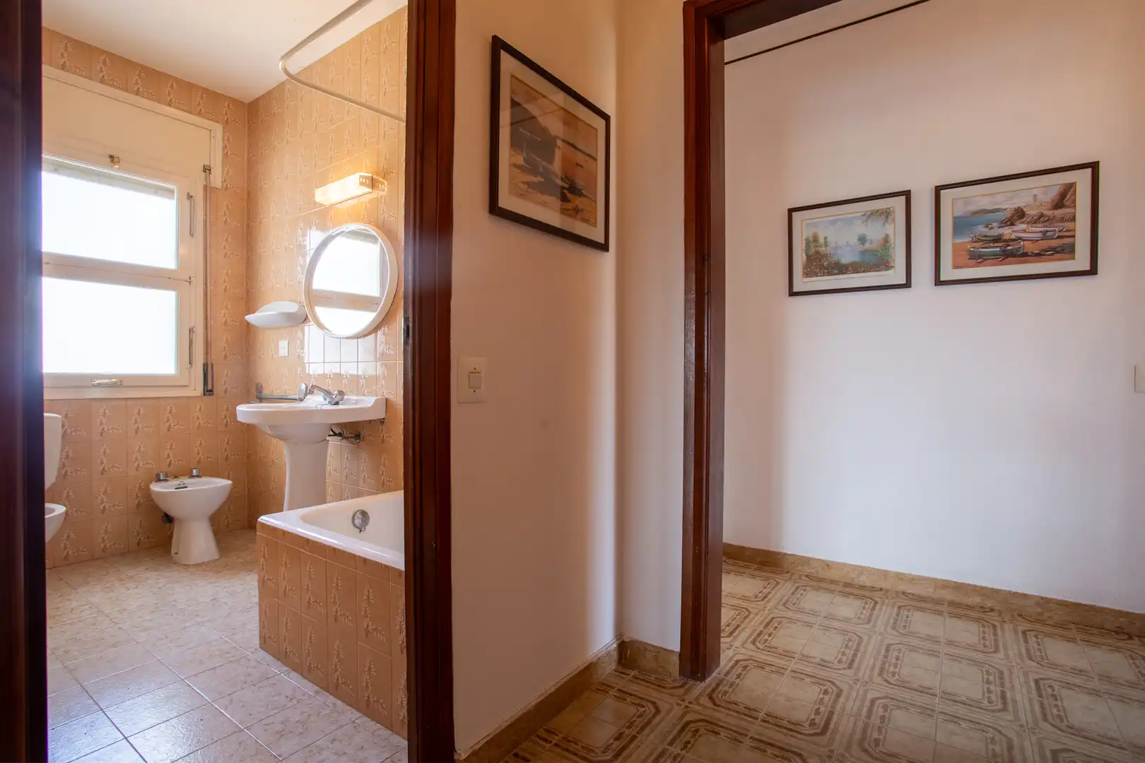 Gebäude zum Verkauf in Avinguda de les Oliveres, 7, Els Munts