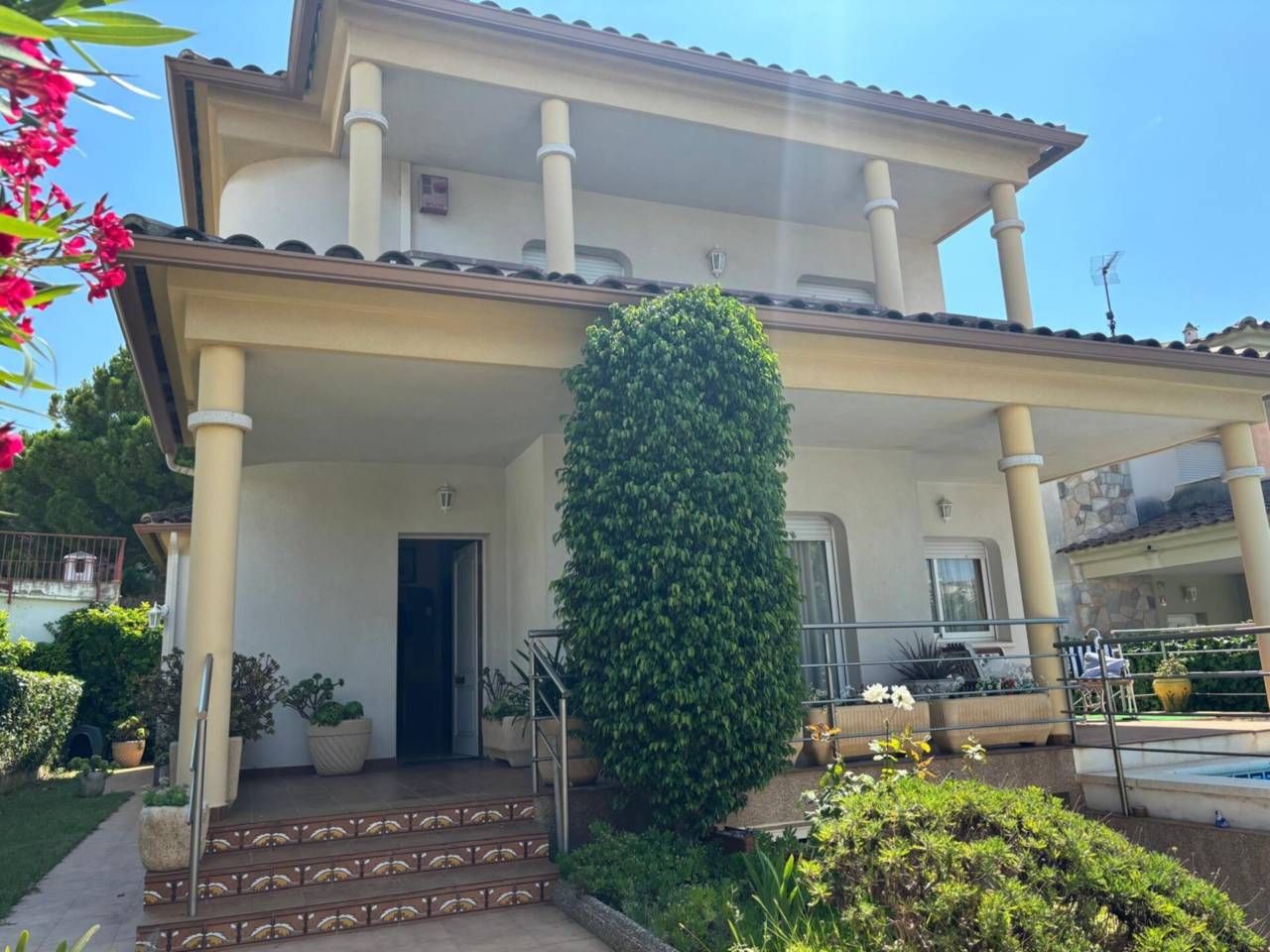 Exterior view of House or chalet for sale in Cubelles  with Air Conditioner, Heating and Private garden