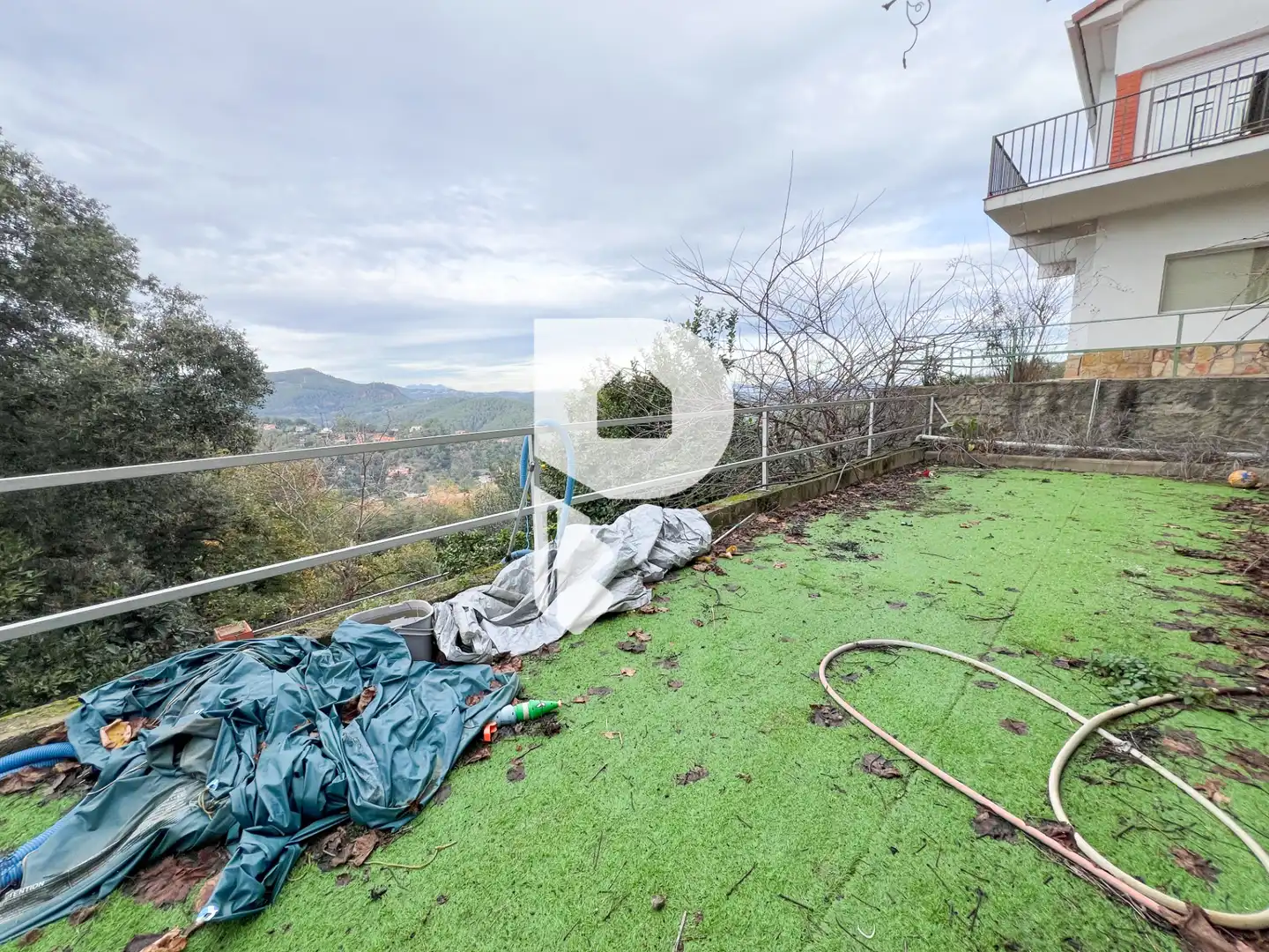 Terrassa de Casa o xalet en venda en Torrelles de Llobregat amb Aire condicionat, Calefacció i Jardí privat