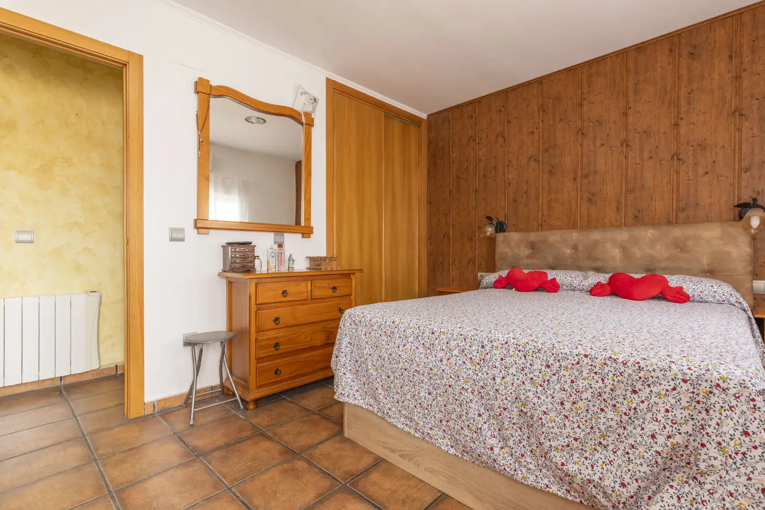 Dormitori de Casa adosada en venda en Moncada amb Aire condicionat, Calefacció i Terrassa