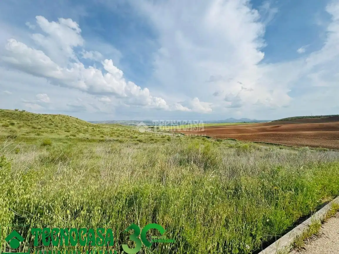 Residential for sale in Albarreal de Tajo