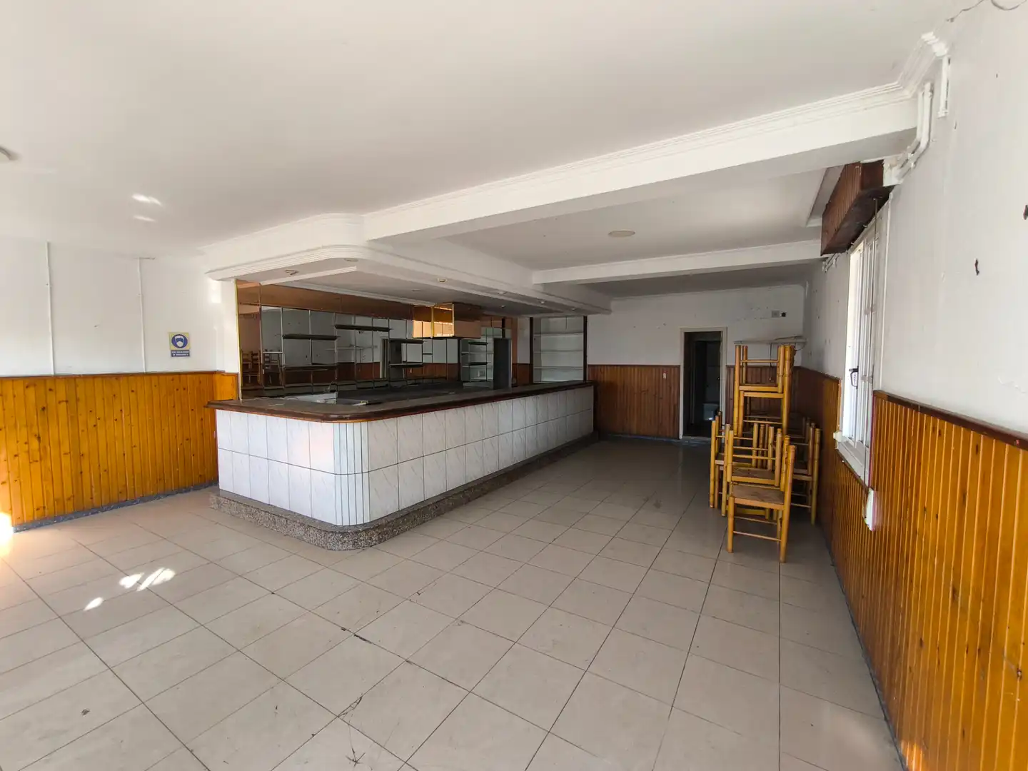Local de alquiler en Vilagarcía de Arousa con Terraza