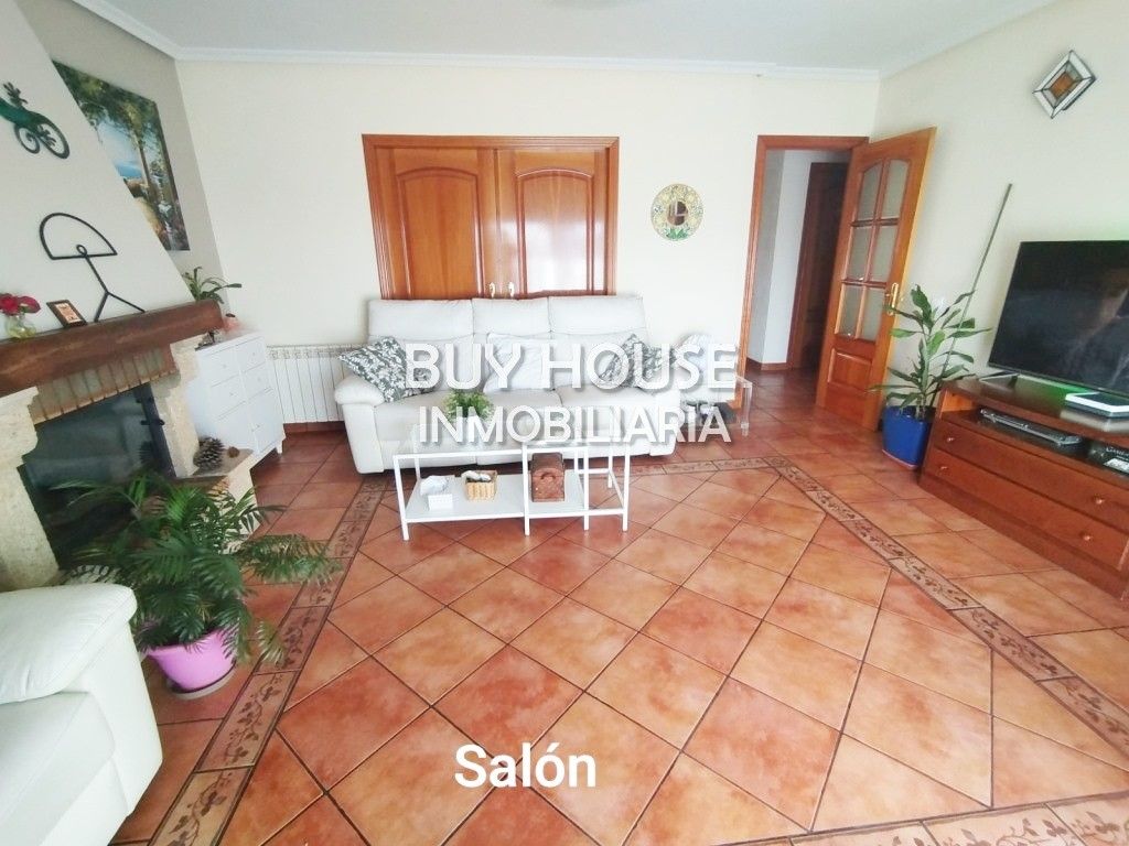 Sala d'estar de Casa o xalet en venda en Illescas