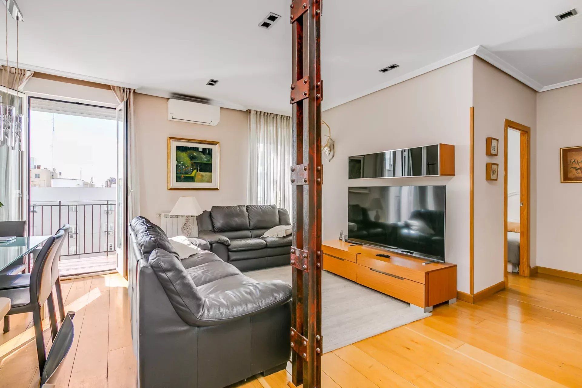 Sala d'estar de Àtic en venda en  Madrid Capital amb Aire condicionat, Calefacció i Terrassa