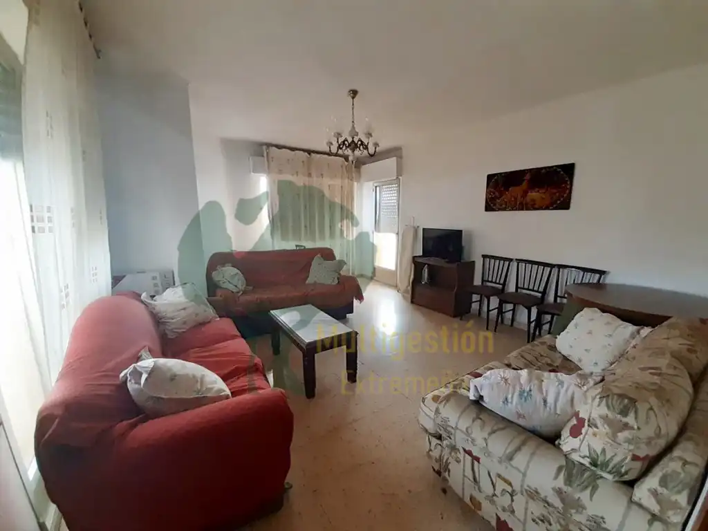 Wohnzimmer von Wohnung zur Miete in Cáceres mit Heizung, Terrasse und Ofen