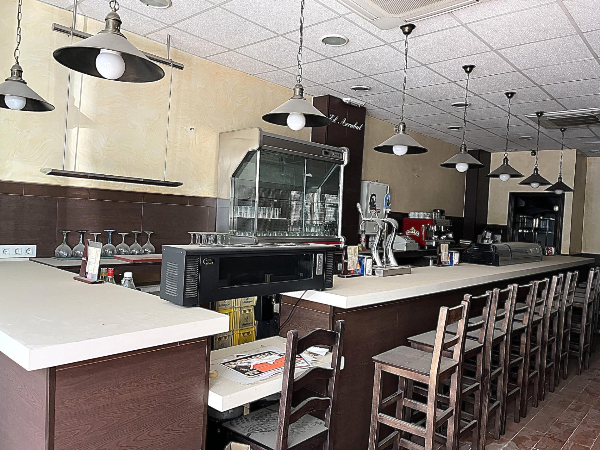 Premises for sale in  Sevilla Capital