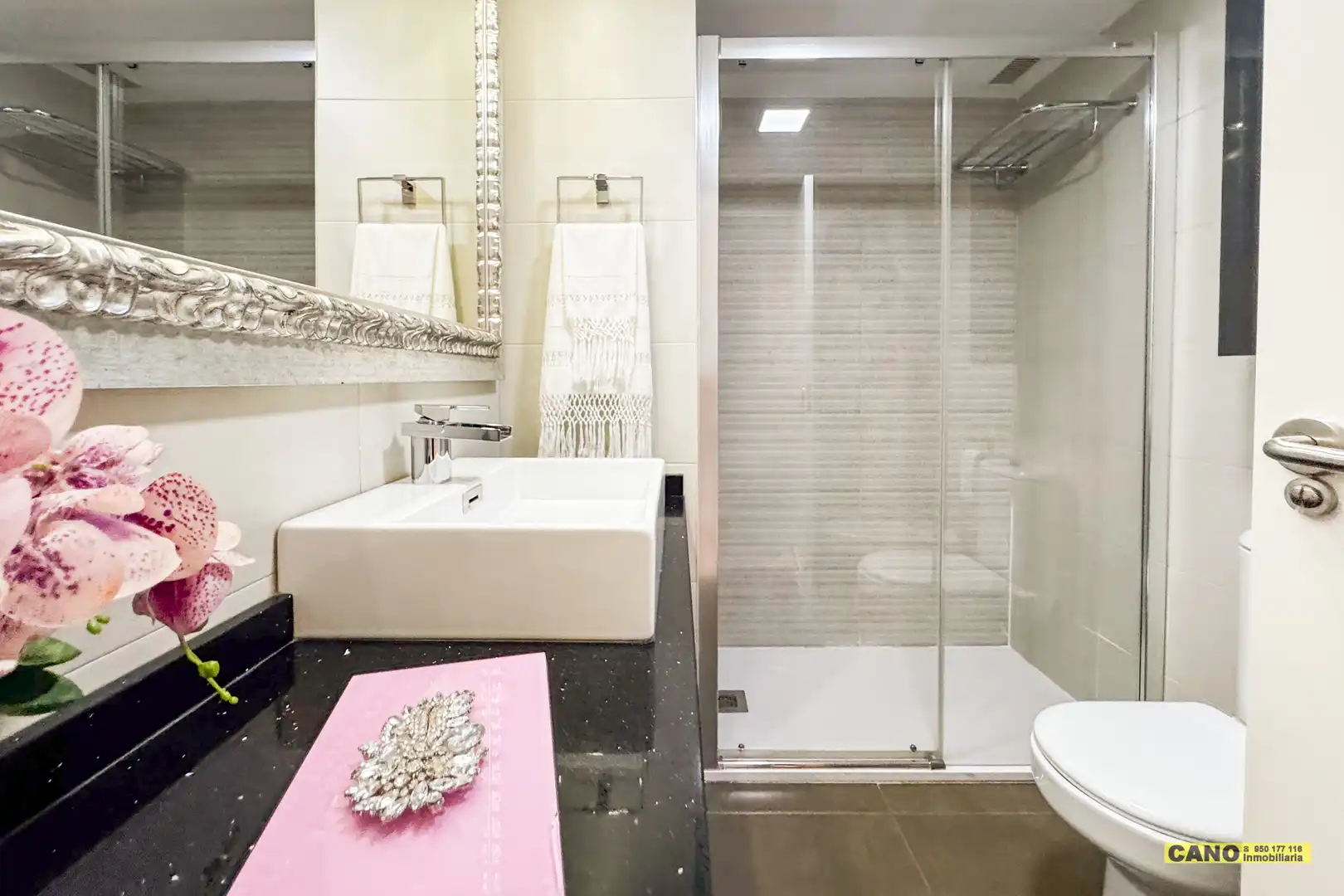 Baño de Piso en venta en Almería con Aire acondicionado, Calefacción y Terraza