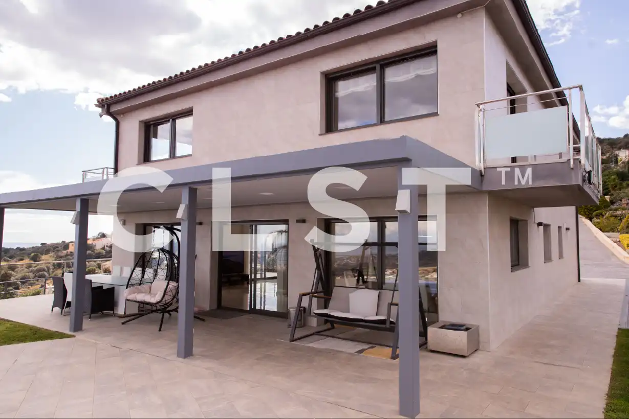 Casa con terraza en alquiler en Carrer dels Caçadors, imagen 2