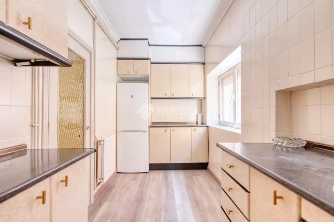 Kitchen of Flat for rent in Salamanca  with Heating