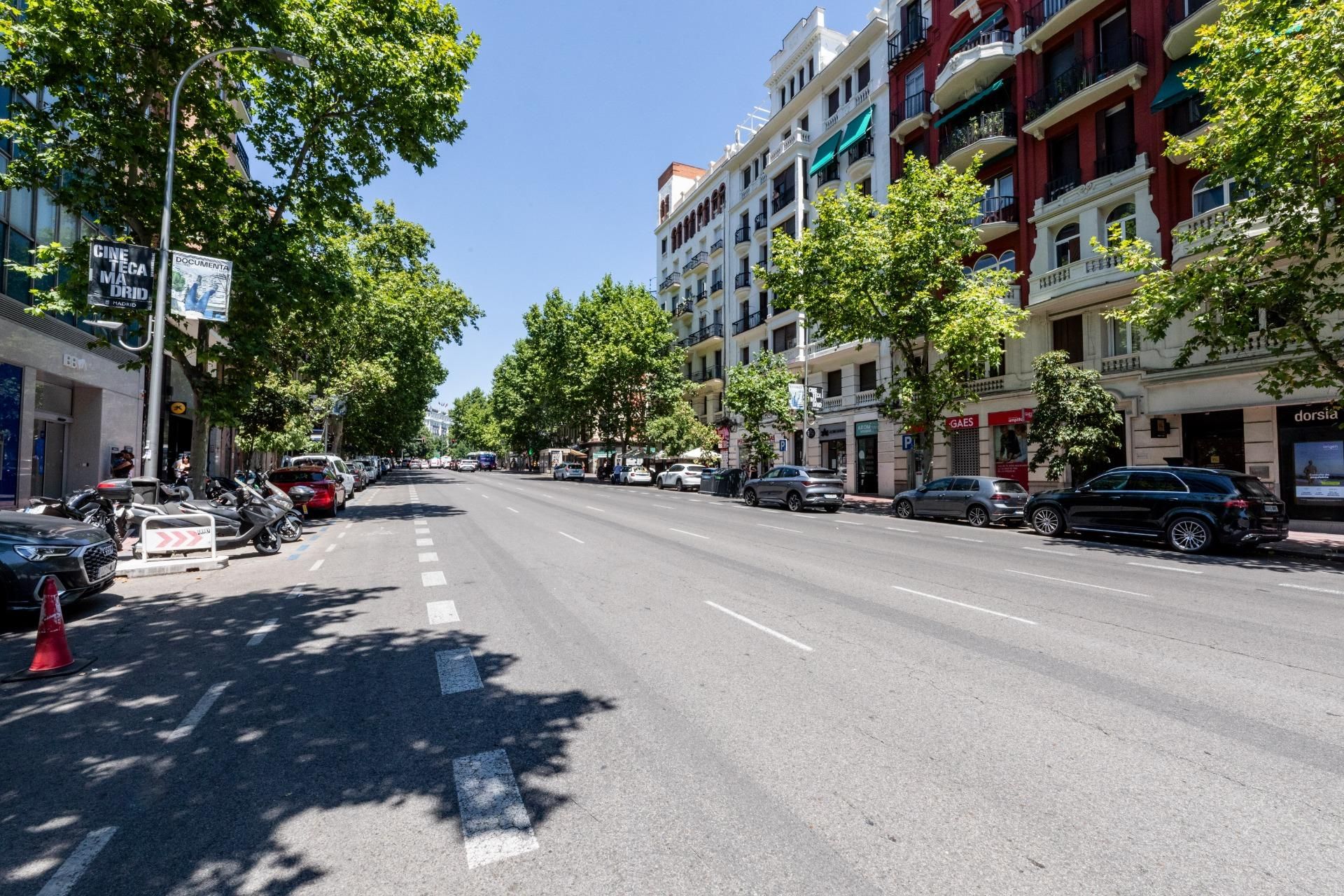 Exterior view of Flat for sale in  Madrid Capital  with Heating, Terrace and Storage room