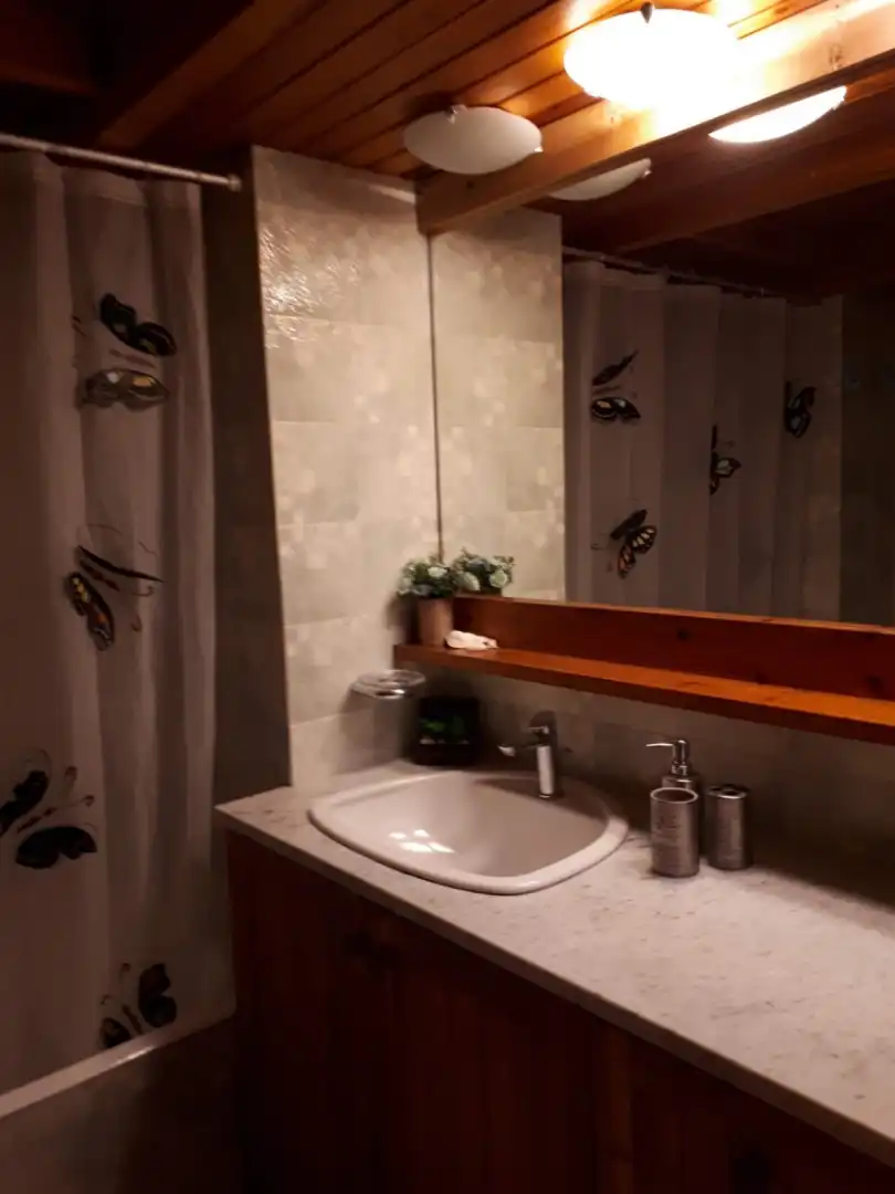 Baño de Piso de alquiler en Canillo con Calefacción, Parquet y Amueblado