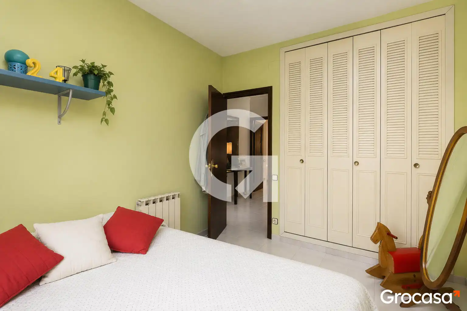 Habitación de Casa adosada en venta en Barcelona con Aire acondicionado, Calefacción y Terraza