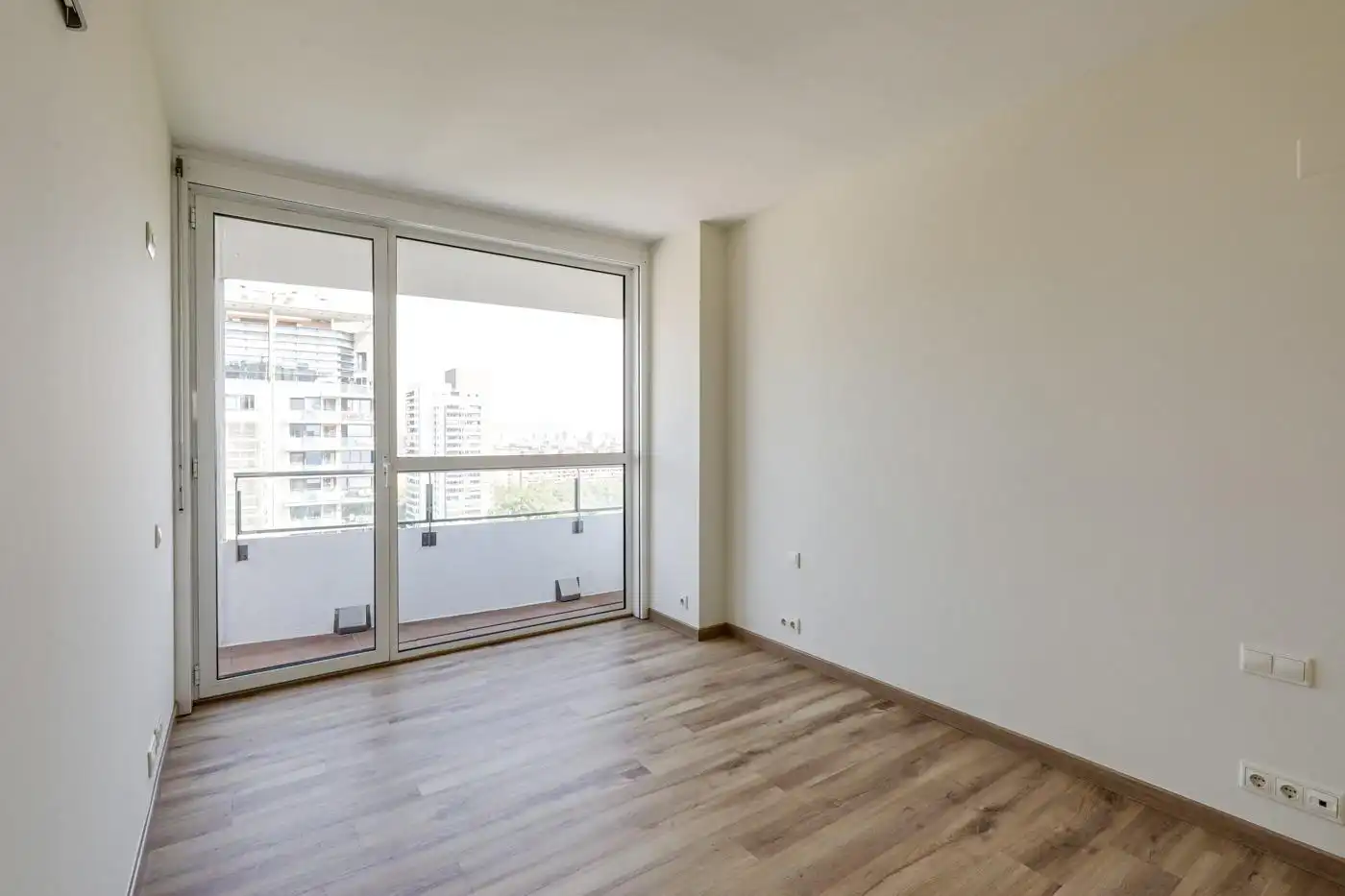 Terrasse von Wohnung zum Verkauf in Barcelona mit Klimaanlage, Heizung und Terrasse