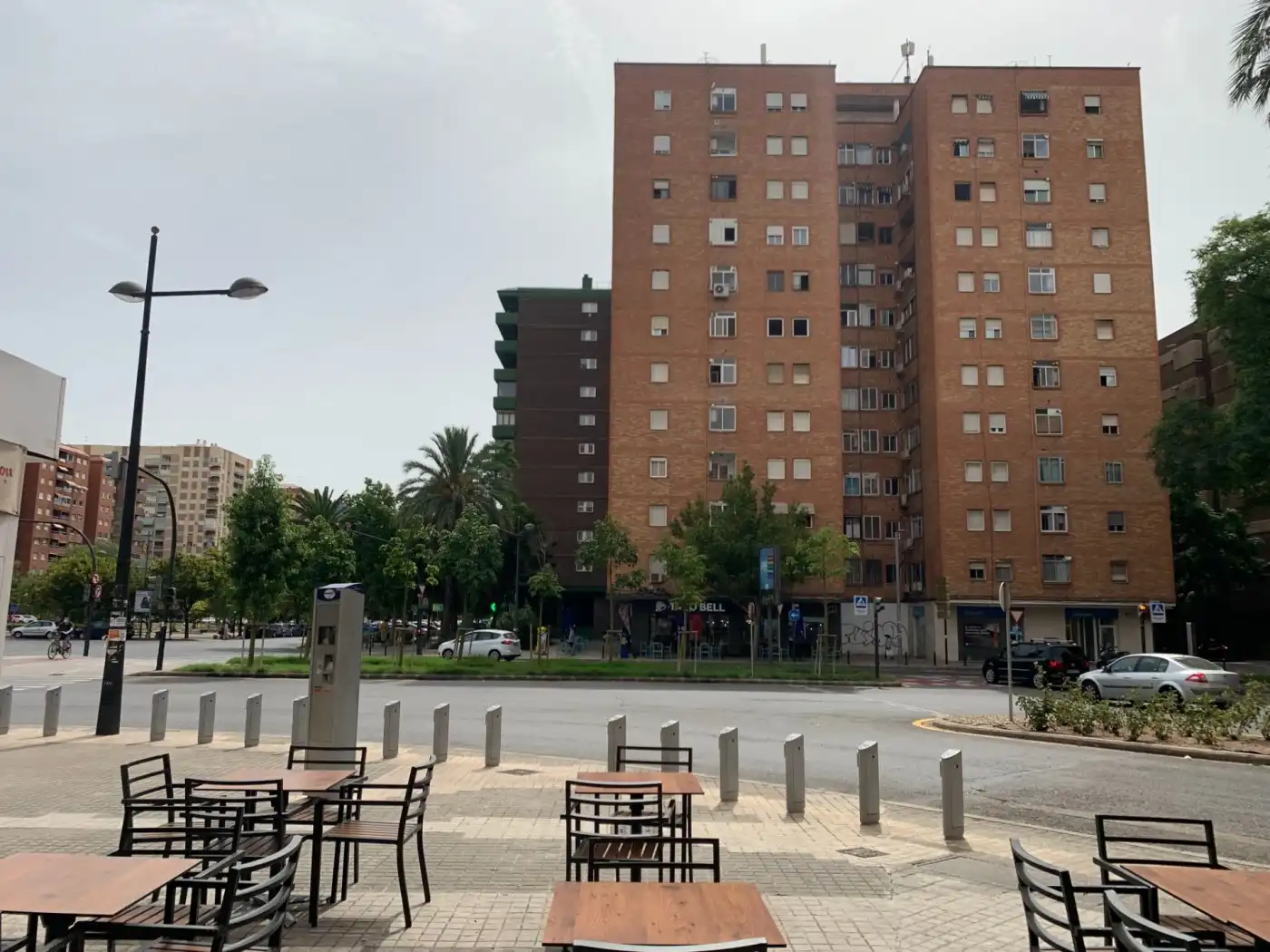 Vista exterior de Pis de lloguer en Valencia amb Jardí privat, Moblat i Balcó