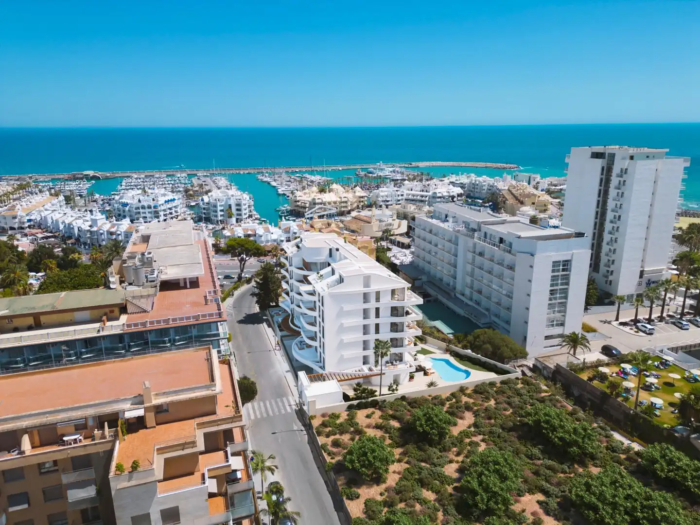 Penthouse with terrace for sale in Puerto Marina, imagen 9